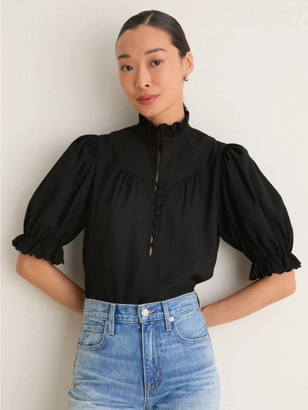 Pomander Place Tuckernuck Black Selena Blouse Button Front Puff Sleeves Size S